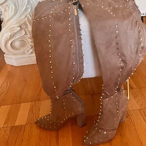 Women’s tan suede thigh high boot - size 9 1/2